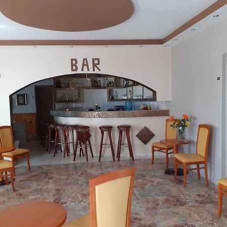 Pantheon Hotel Kamena Vourla Exterior photo